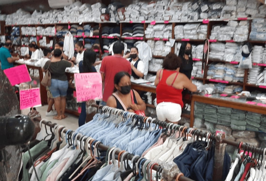 Precio de uniformes escolares en Veracruz aumentaron un 15%