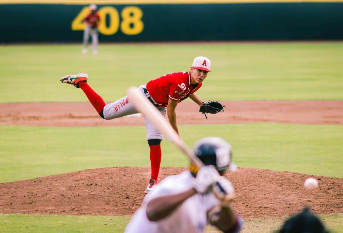 Uriel Ferman, el lanzador de El Águila 100% hecho en Veracruz