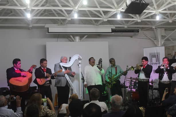 Delfino Guerrero ofreció concierto memorable por 50 años de trayectoria