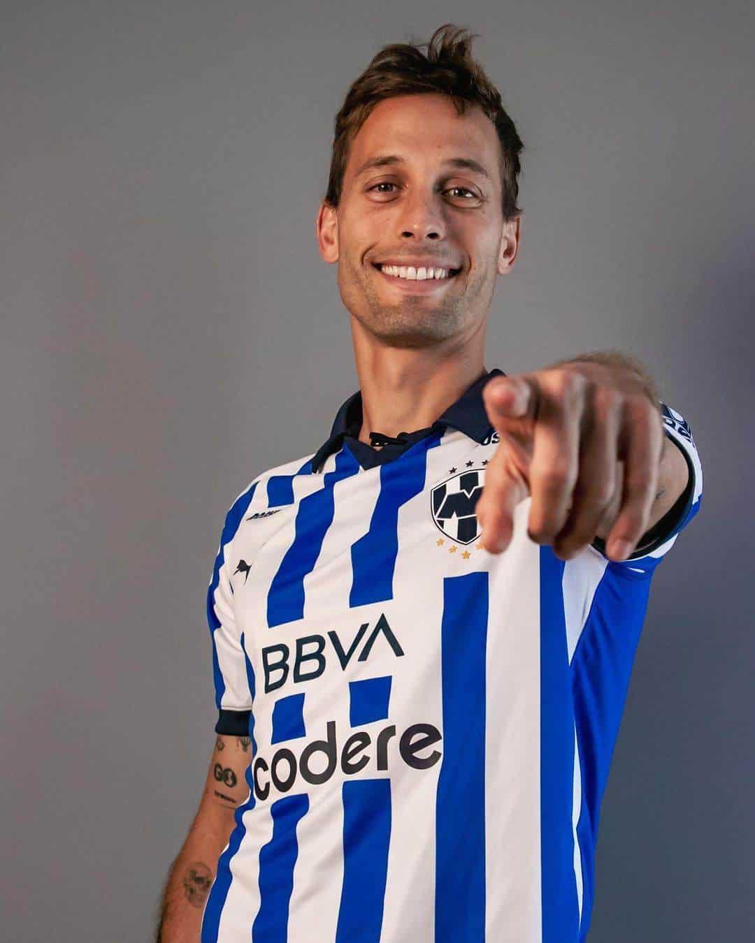 Confirma Monterrey llegada de Sergio Canales