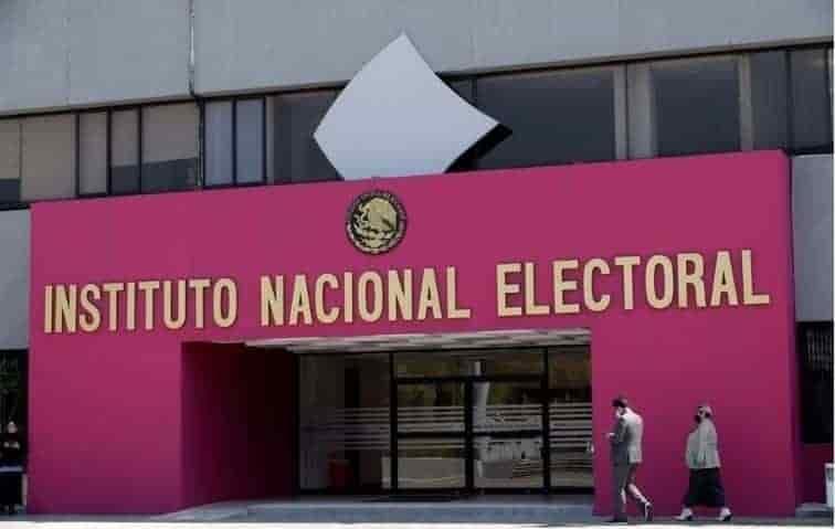 INE ordenará retirar propaganda con fines electorales; aspirantes no podrán hacer propuestas