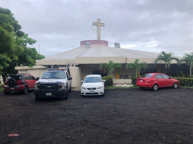 Abandonan a bebé recién nacido en una iglesia de Veracruz | VIDEO