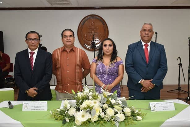 La Barra de Licenciados en Derecho de Veracruz conmemora el Día del Abogado