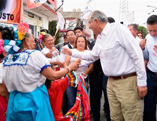 Adán Augusto López Hernández ofrece “convertir la esperanza en una hermosa realidad”