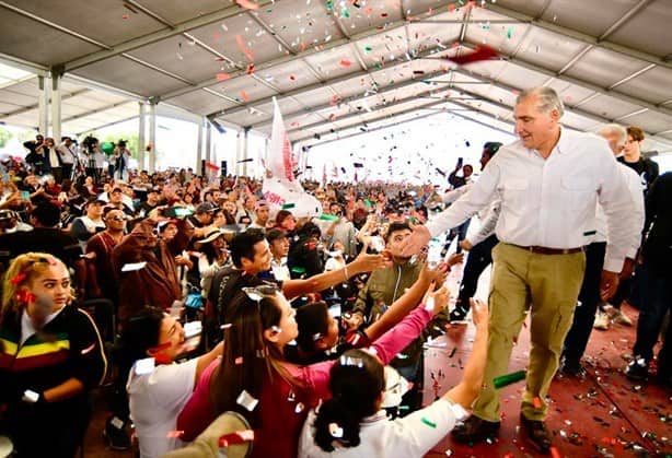 Adán Augusto López Hernández ofrece “convertir la esperanza en una hermosa realidad”