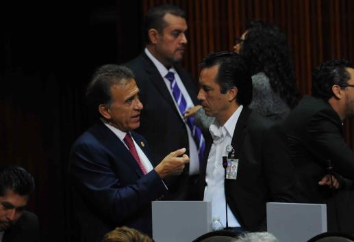 Fiscalía de Veracruz oculta denuncias contra Yunes Linares