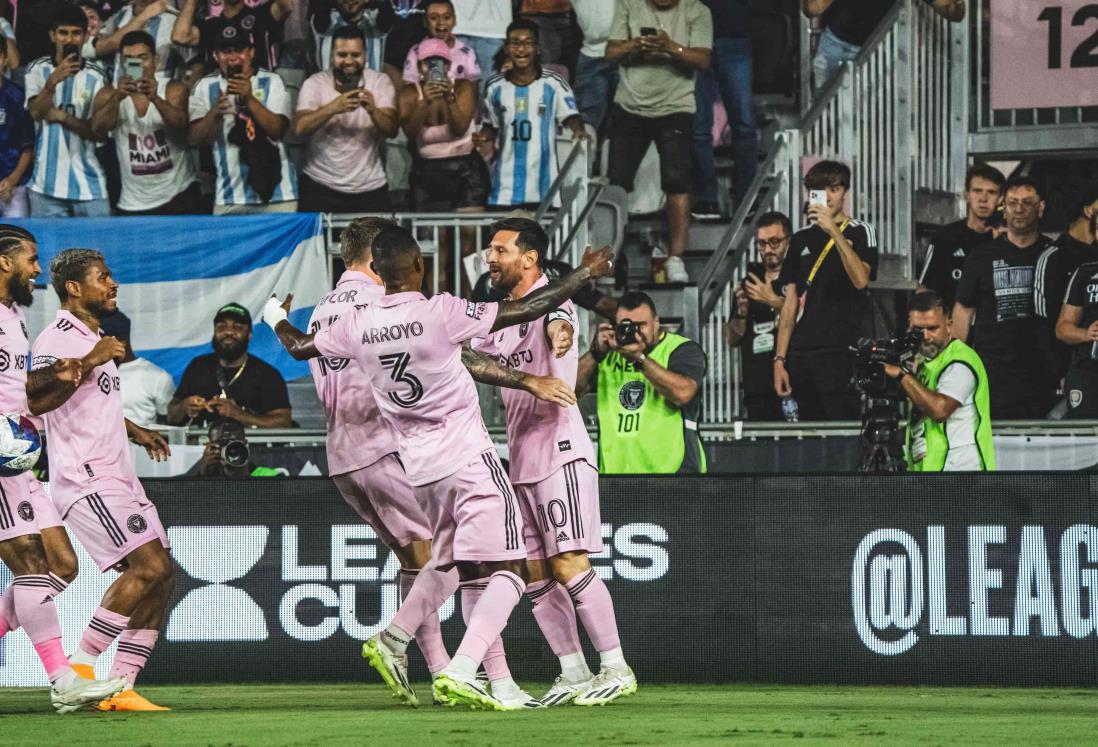 Gana Inter Miami con dos de Messi y avanza