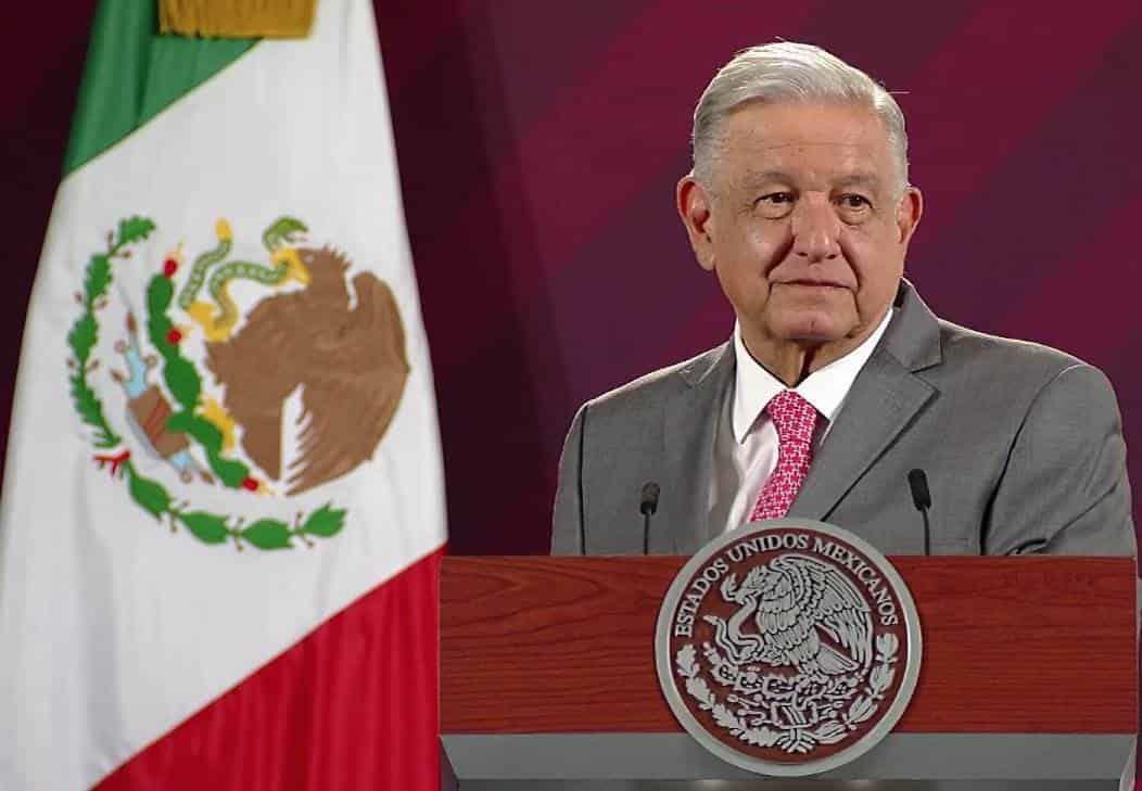 AMLO se solidariza con Gustavo Petro por detención de su hijo