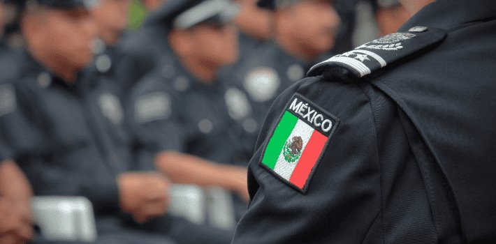 Policías en riesgo