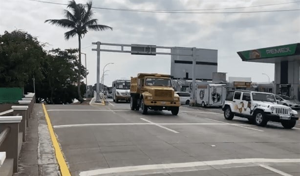 Habilitar un tercer carril en puente de Boca del Río ayudaría a desahogar tráfico: AMIC