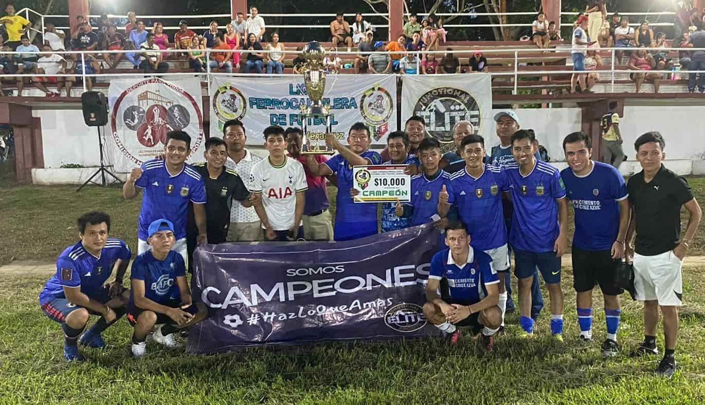 Xochitonapa se corona en la Liga Ferrocarrilera de Futbol de Jáltipan
