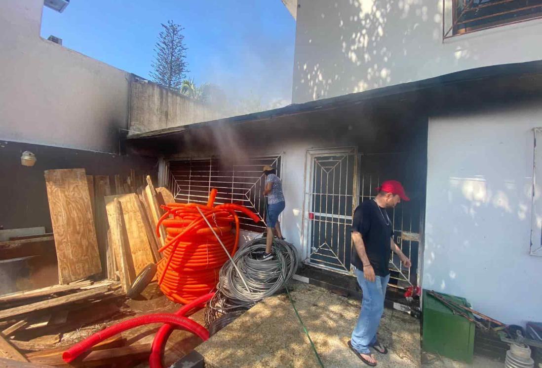 Se incendia casa en la unidad habitacional El Morro, en Boca del Río