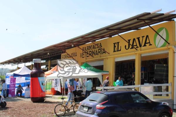 Con macro venta, Forrajera El Java celebra su primer aniversario