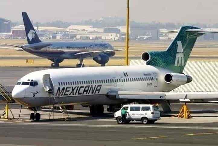 AMLO anuncia compra de Mexicana de Aviación por más de 800 mdp