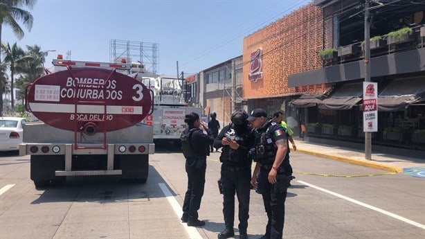 Evacuan por incendio el restaurante “Los Giros” en Boca del Río | VIDEO