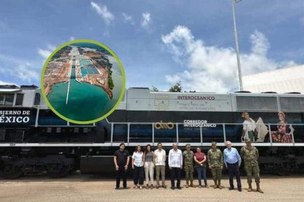 Llegó la primera locomotora del Interoceánico a Coatzacoalcos