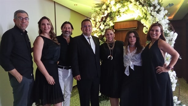 Lud Cabrera celebró 32 años de feliz existencia