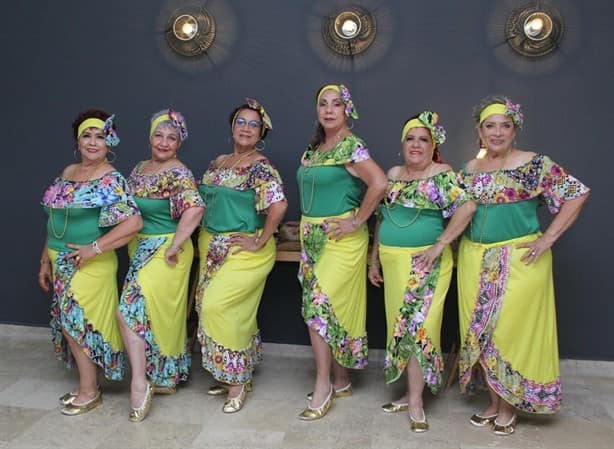 Celebran 50 años de egresadas del Colegio La Paz