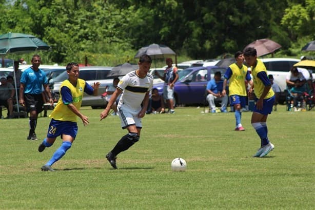 “Boca Jrs Cardel” y “Transmisiones FC” jugarán gran final el próximo domingo