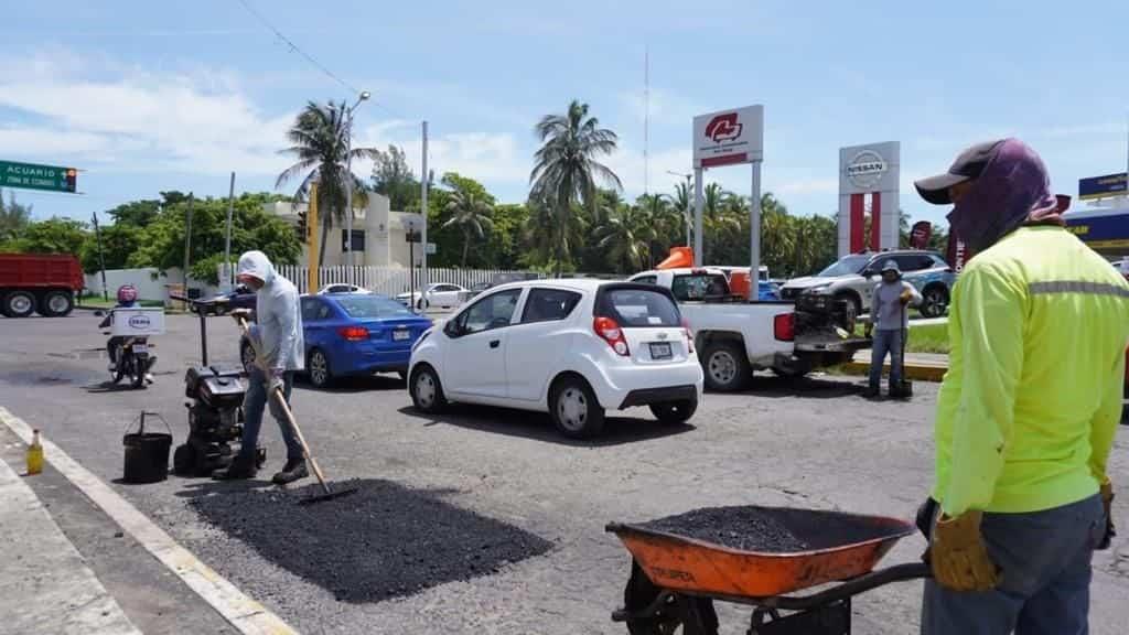 Suman más de 2 mil baches atendidos en Boca del Río: Juan Manuel Unánue