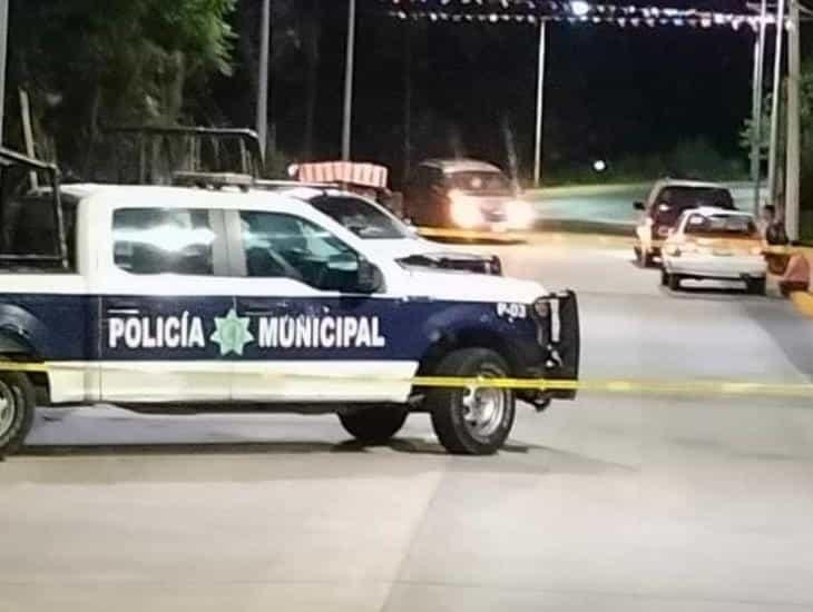 Motociclista  pierde la vida tras impactar contra un poste en Agua Dulce