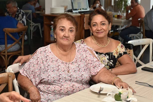 Clara Dekin de Duncan celebra su cumpleaños