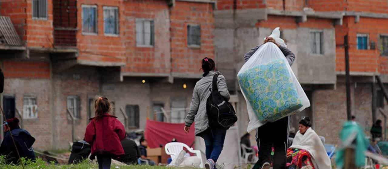 Menos pobreza, pero mayor rezago en educación y salud