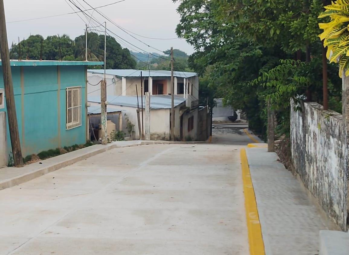 Otra vez se quedaron sin electricidad en Moloacán 