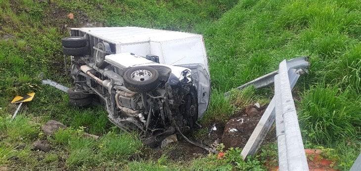 Accidente automovilístico en la carretera Nautla-Cardel; sin lesionados