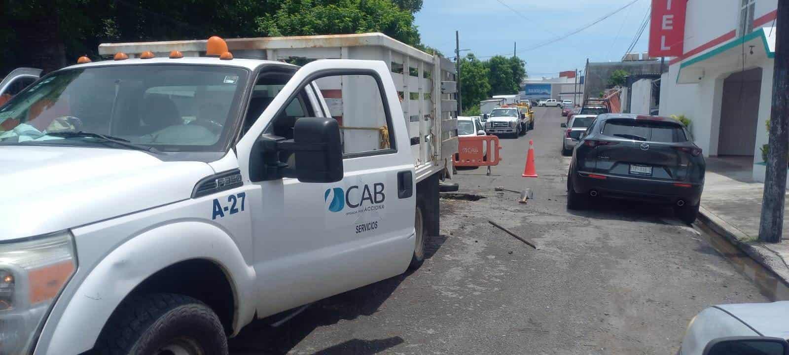 Sorprende hallazgo en drenaje de Boca del Río; CAB destapó la cloaca