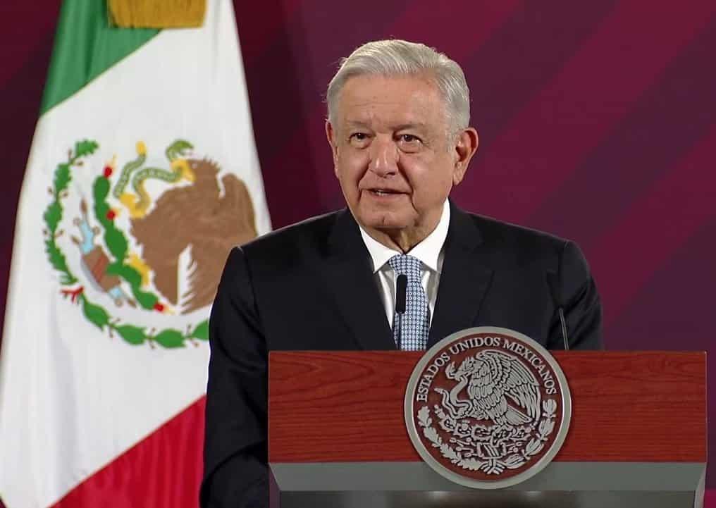 Huracán Hilary provoca movilización de Ejército y CFE, informa AMLO