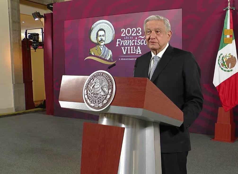 Derecho a la información está garantizado, asegura AMLO