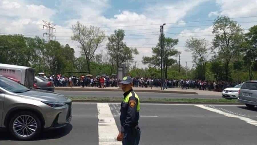 Evacuan edificio de Secretaría de Hacienda en CdMx por amenaza de bomba