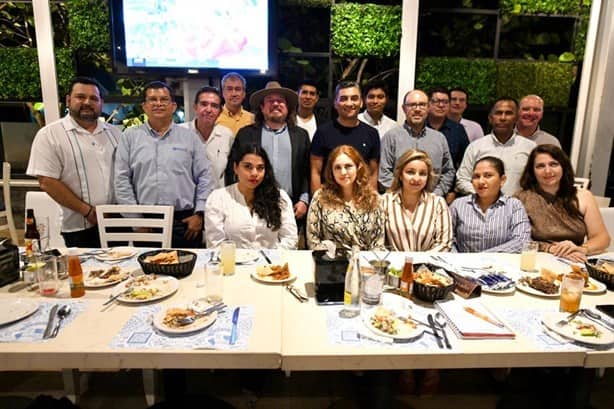 Cena de acercamiento y convivencia entre Imagen de Veracruz, Google y Coparmex