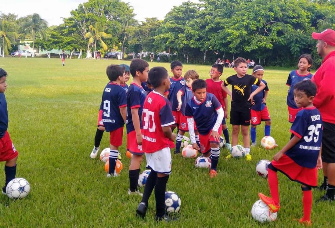 Invita Charales FC a jóvenes para que entren a sus filas