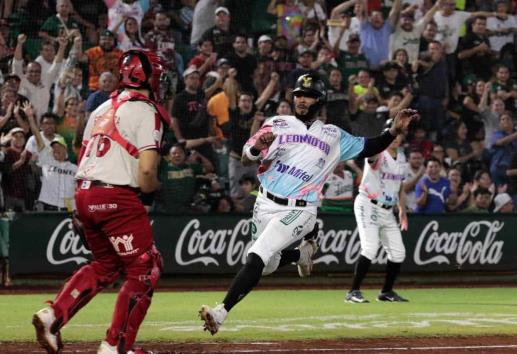 Leones de Yucatán ´cortan las alas´ al Águila de Veracruz en playoffs