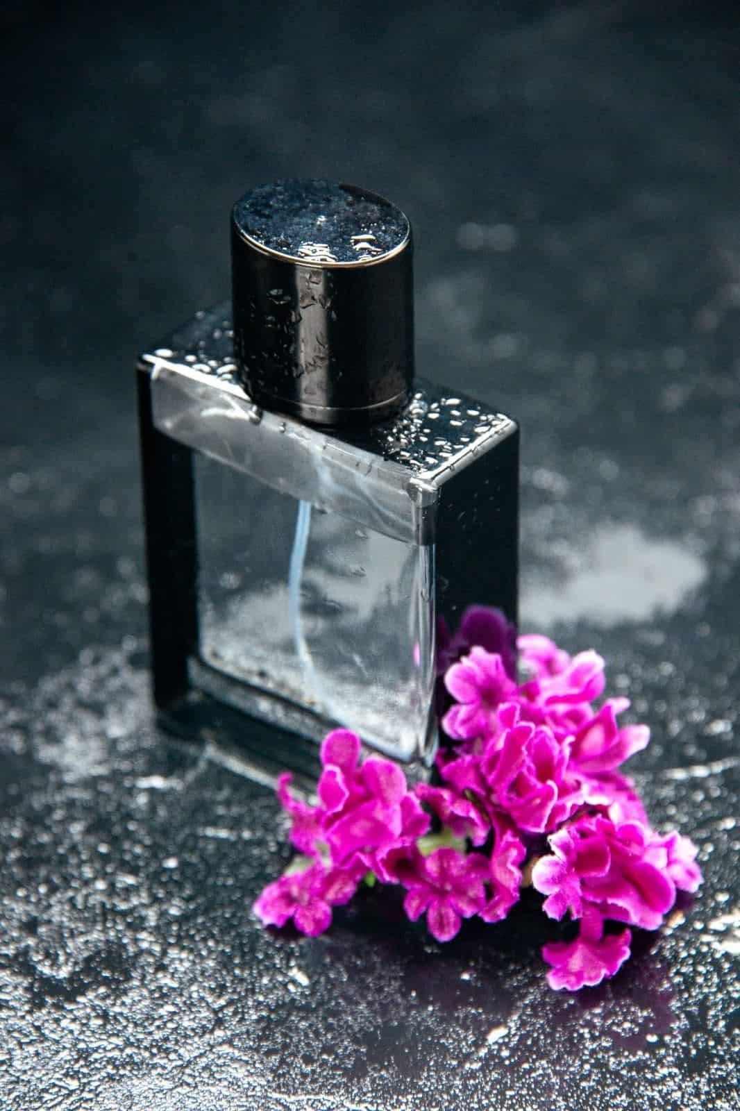 Rompiendo barreras: La revolución de los perfumes unisex en Dossier