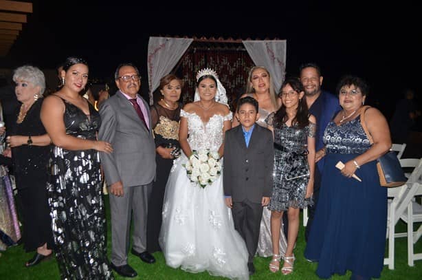 Ana María Castillejos Guzmán y Roberto Romero Rodríguez contraen matrimonio civil