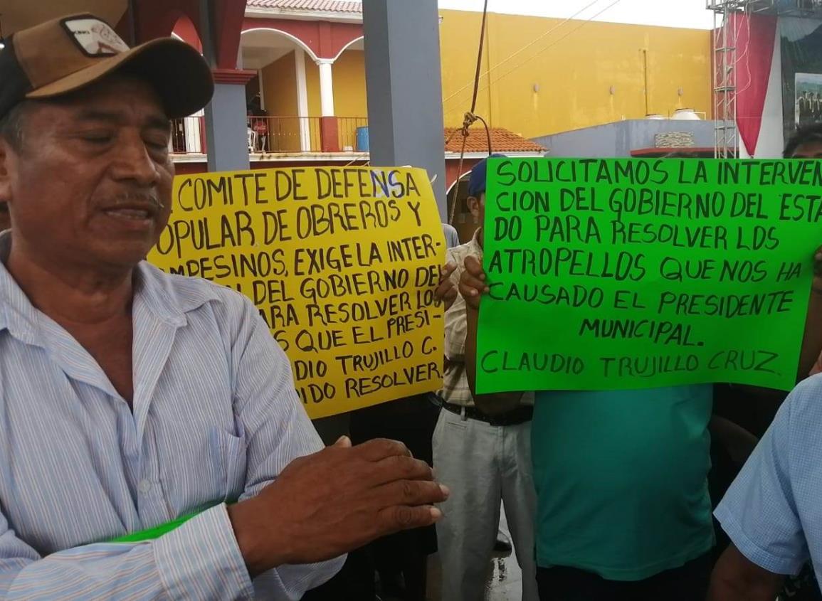 No les cumplen con servicio de agua potable en Pajapan