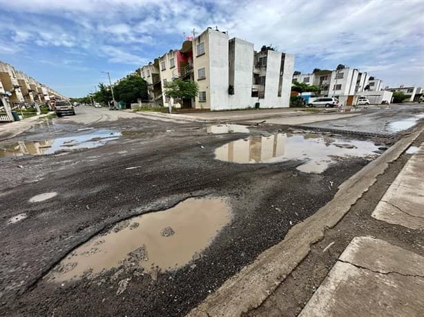 ¡Bachecruz! Entre baches y hundimientos, así son las calles en Río Medio