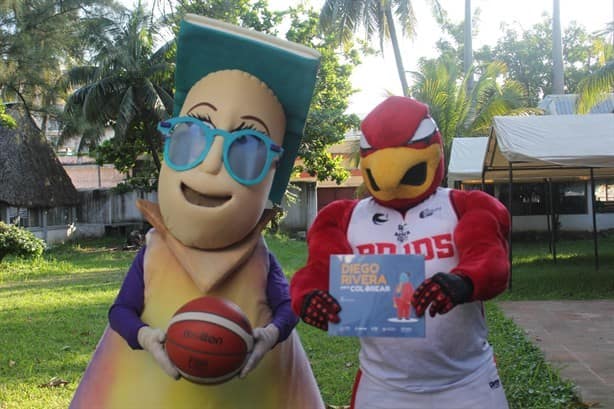 ¡Canasta de lectura! Halcones Rojos se une a la FNLIyJ en Veracruz