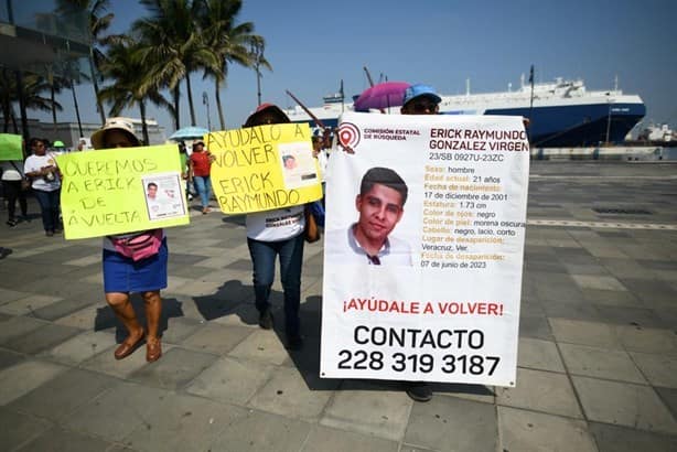 Familias marchan por las víctimas de desaparición forzada en Veracruz