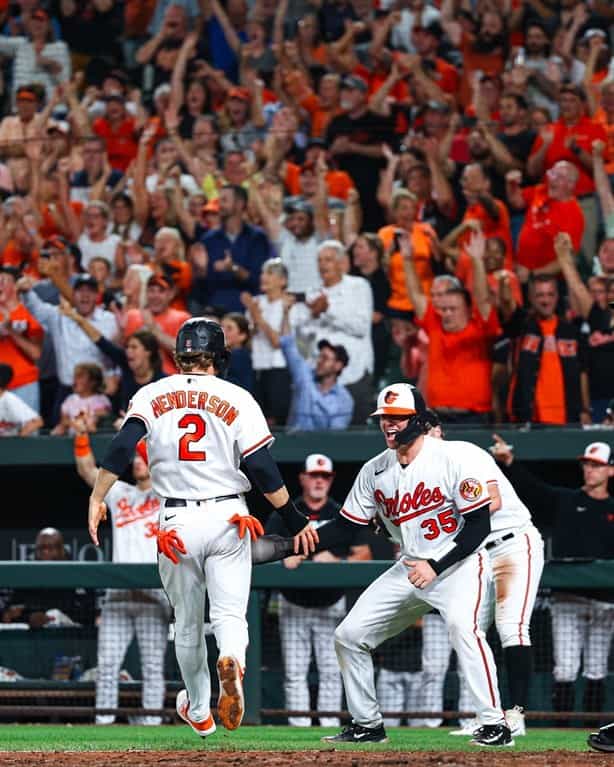 Pierde Orioles aunque se queda con la serie