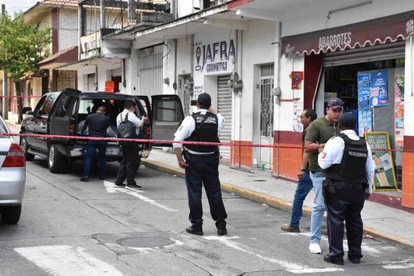 Hombre muere repentinamente en calles del Centro de Orizaba