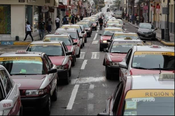 Si tu taxi es modelo 2013, podrías perder derecho a circular en Veracruz