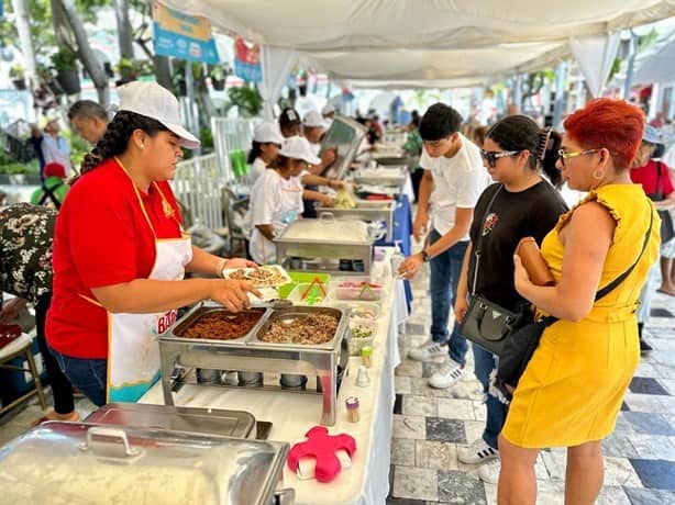 Segundo día del Festival de las Carnitas y la Barbacoa fue un éxito en Veracruz