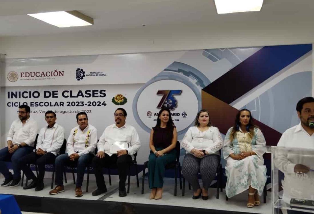 Ingresan al Tecnológico de Veracruz mil 90 nuevos estudiantes