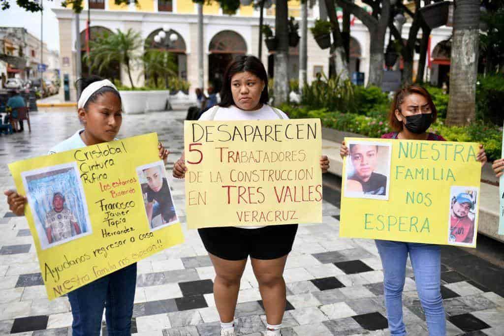 Desaparecen 5 albañiles de Veracruz en Tres Valles; familias claman ayuda