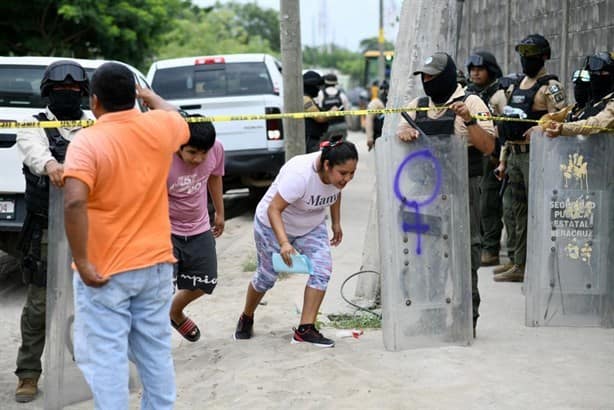 Desalojan a familias de Veracruz en un predio sobre el Kilómetro 13.5 | VIDEO