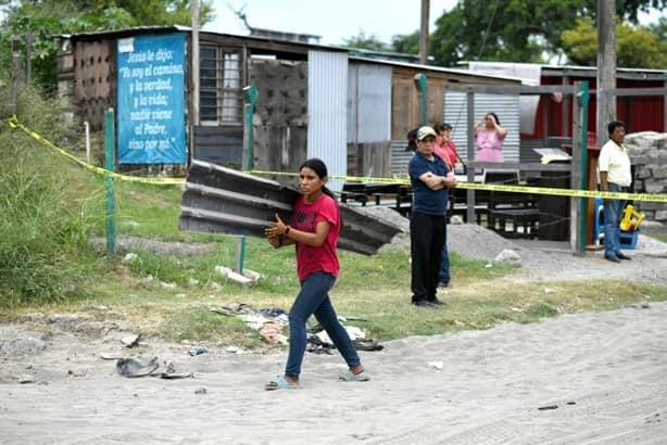 Desalojan a familias de Veracruz en un predio sobre el Kilómetro 13.5 | VIDEO